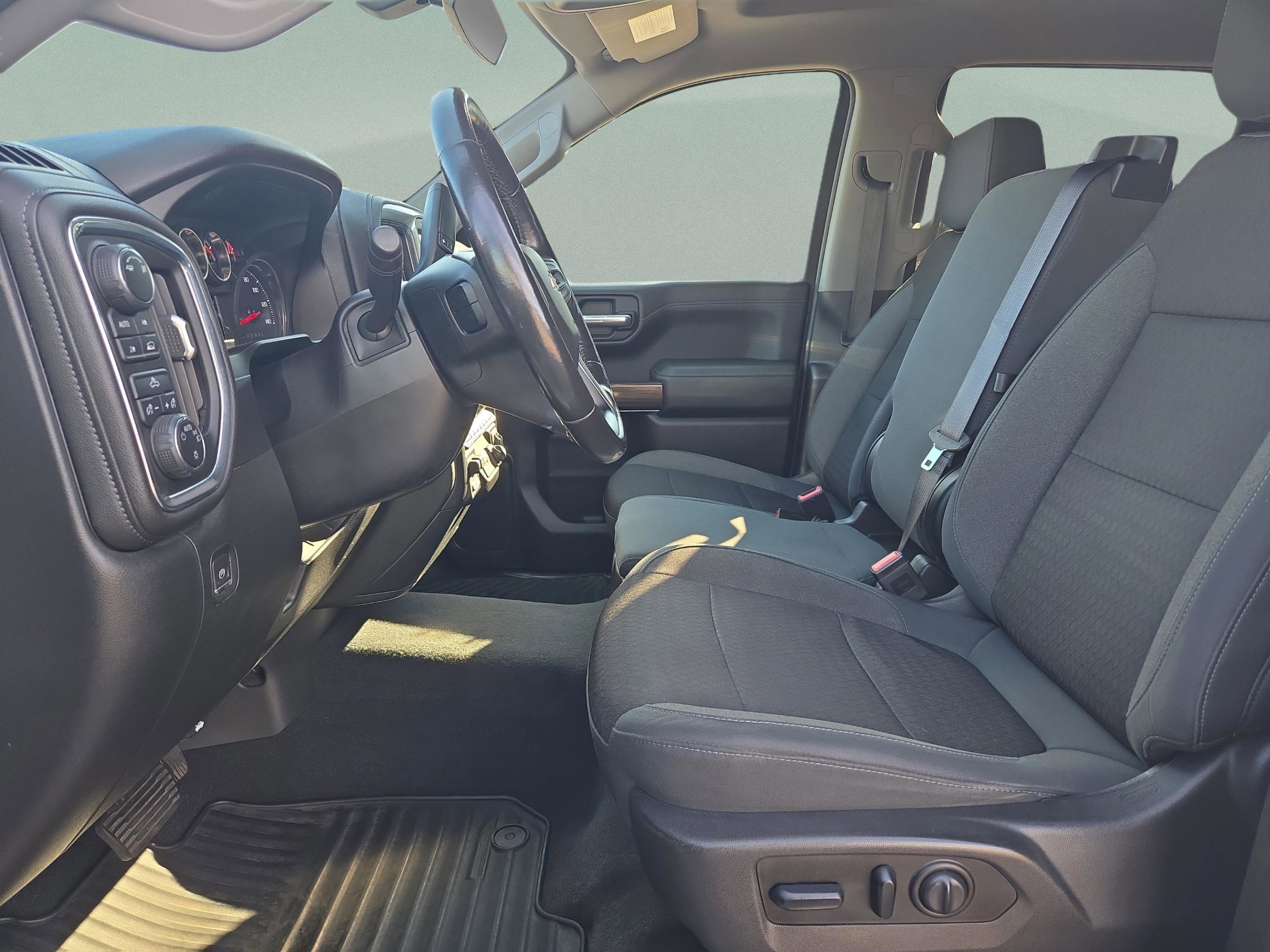 Used 2019 Chevrolet Silverado 1500 LT w/ All-Star Edition image 21
