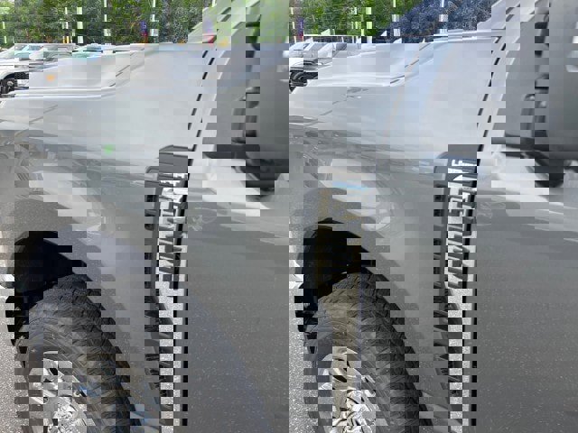 New 2025 Ford F350 Lariat w/ Lariat Ultimate Package image 28