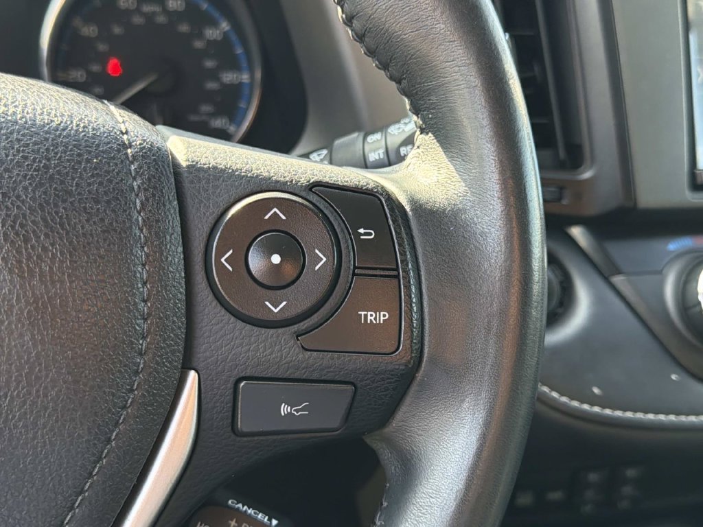Used 2016 Toyota RAV4 Limited w/ Advanced Technology Package AWD/4WD image 18