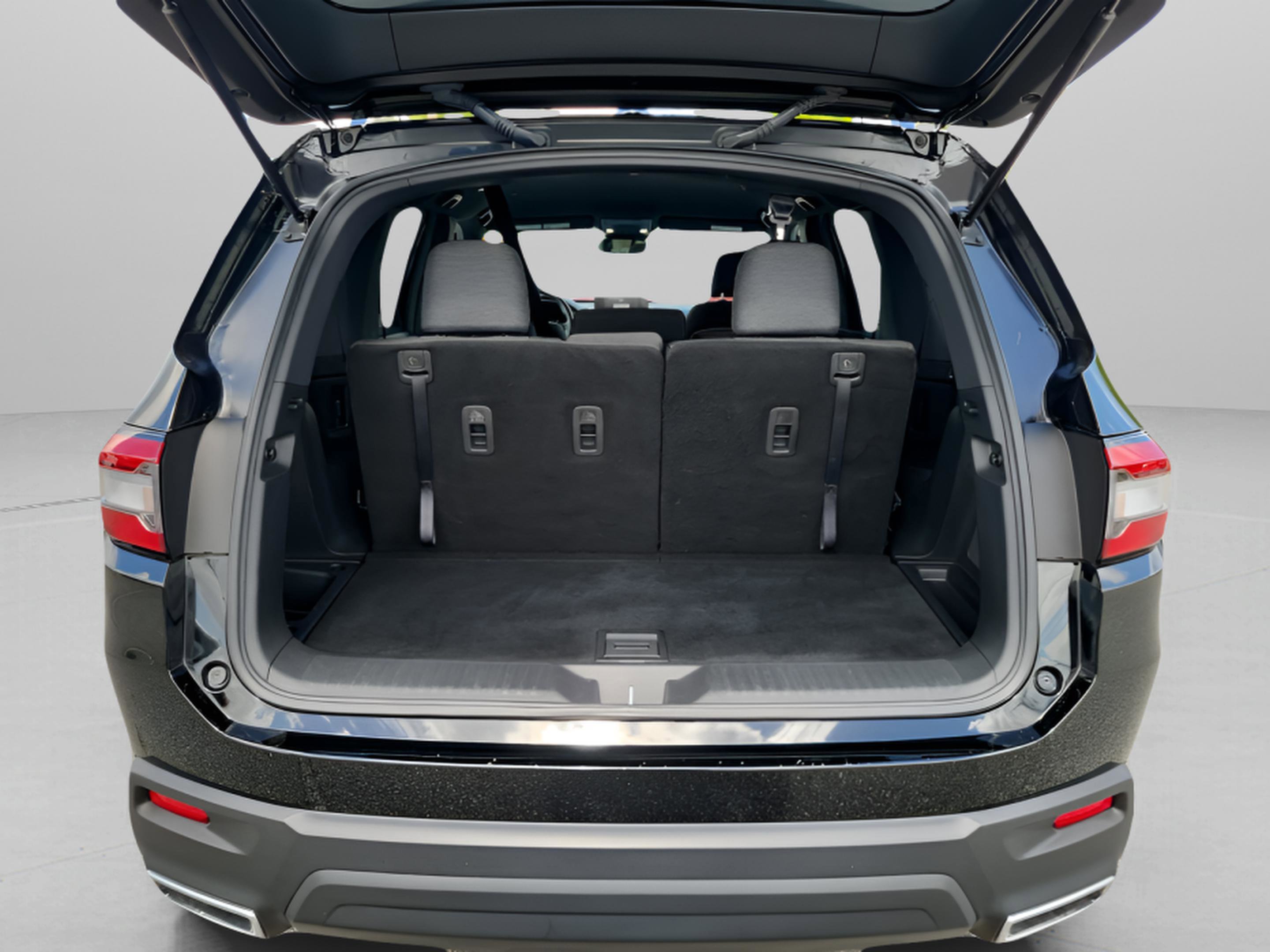 Certified 2024 Honda Pilot Sport image 32