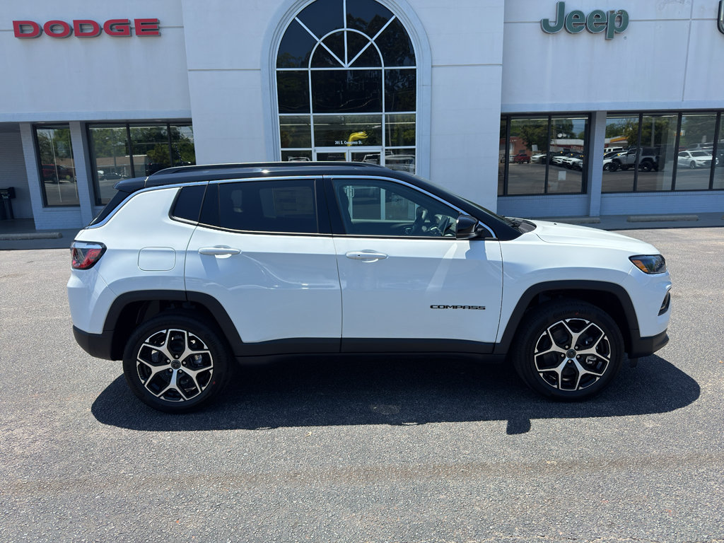 New 2026 Jeep Compass Limited AWD/4WD image 2