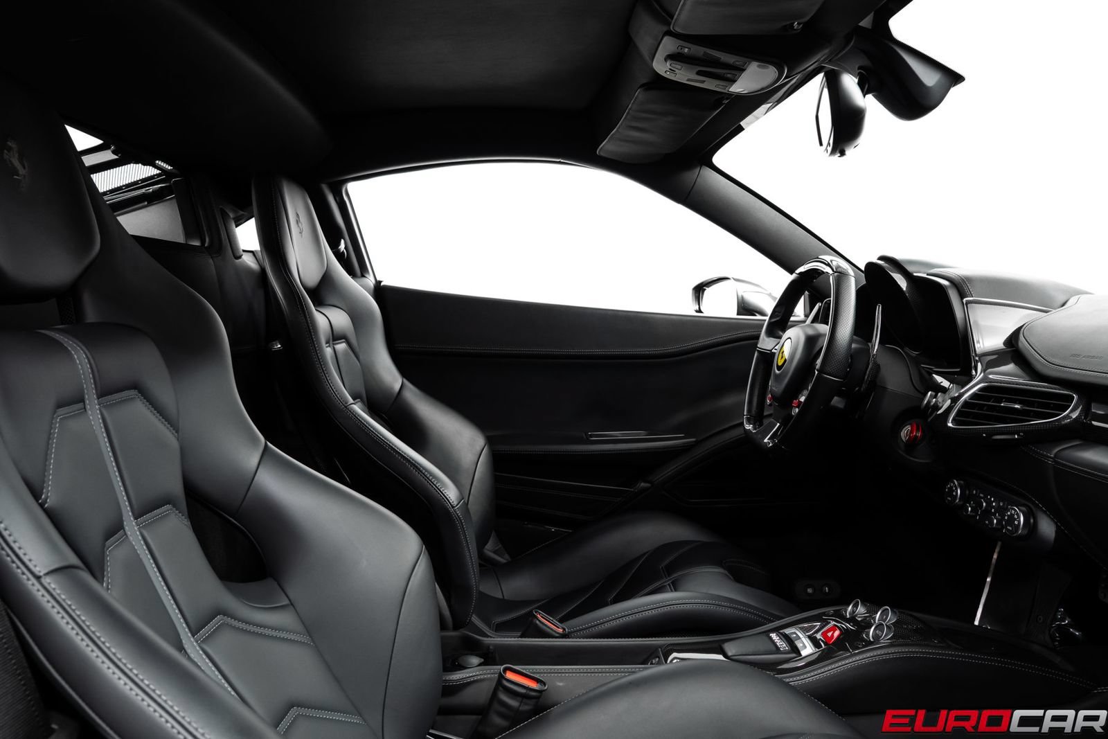 Used 2014 Ferrari 458 Italia Coupe RWD image 38