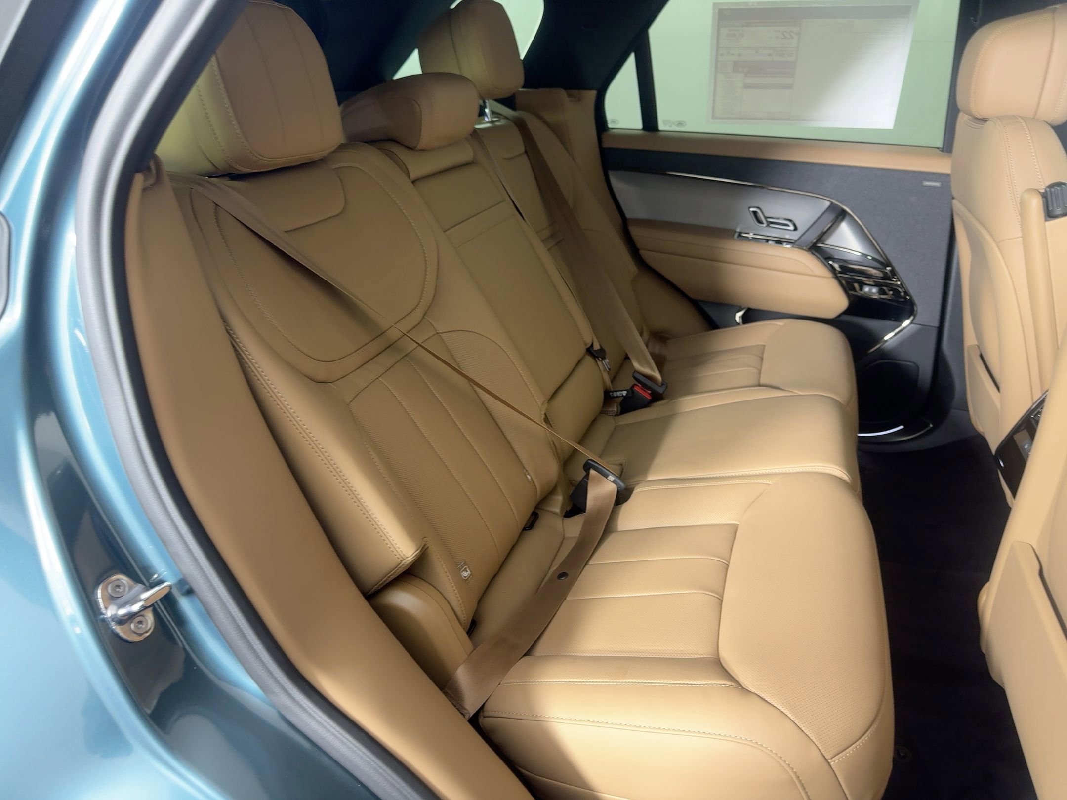 New 2025 Land Rover Range Rover Sport SE image 27