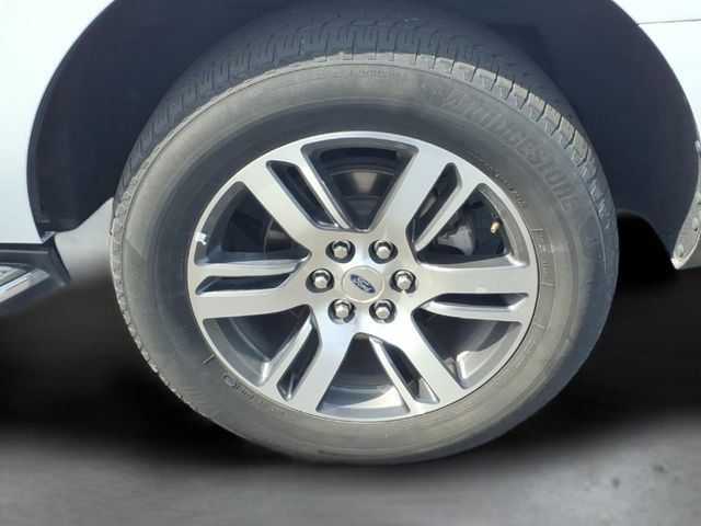 Used 2023 Ford Expedition Limited image 33