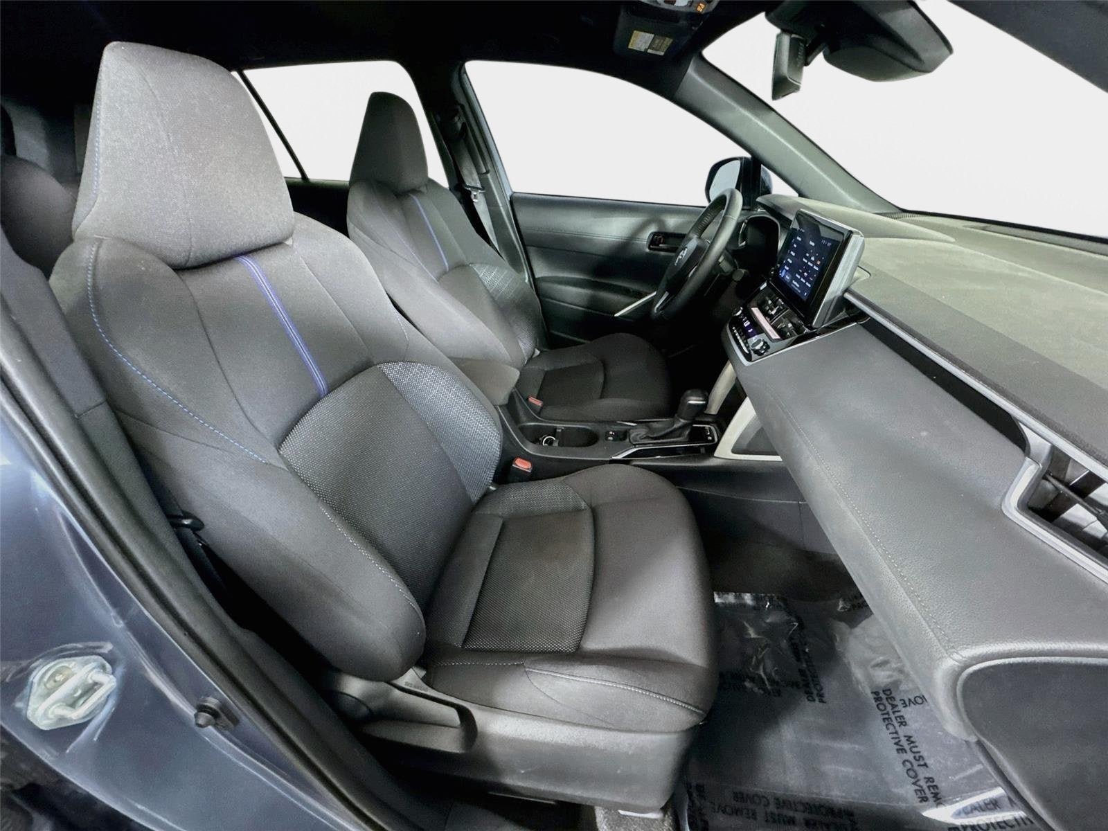 Used 2024 Toyota Corolla Cross AWD Hybrid image 27