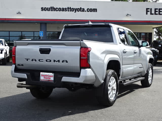 Certified 2024 Toyota Tacoma SR5 AWD/4WD image 13
