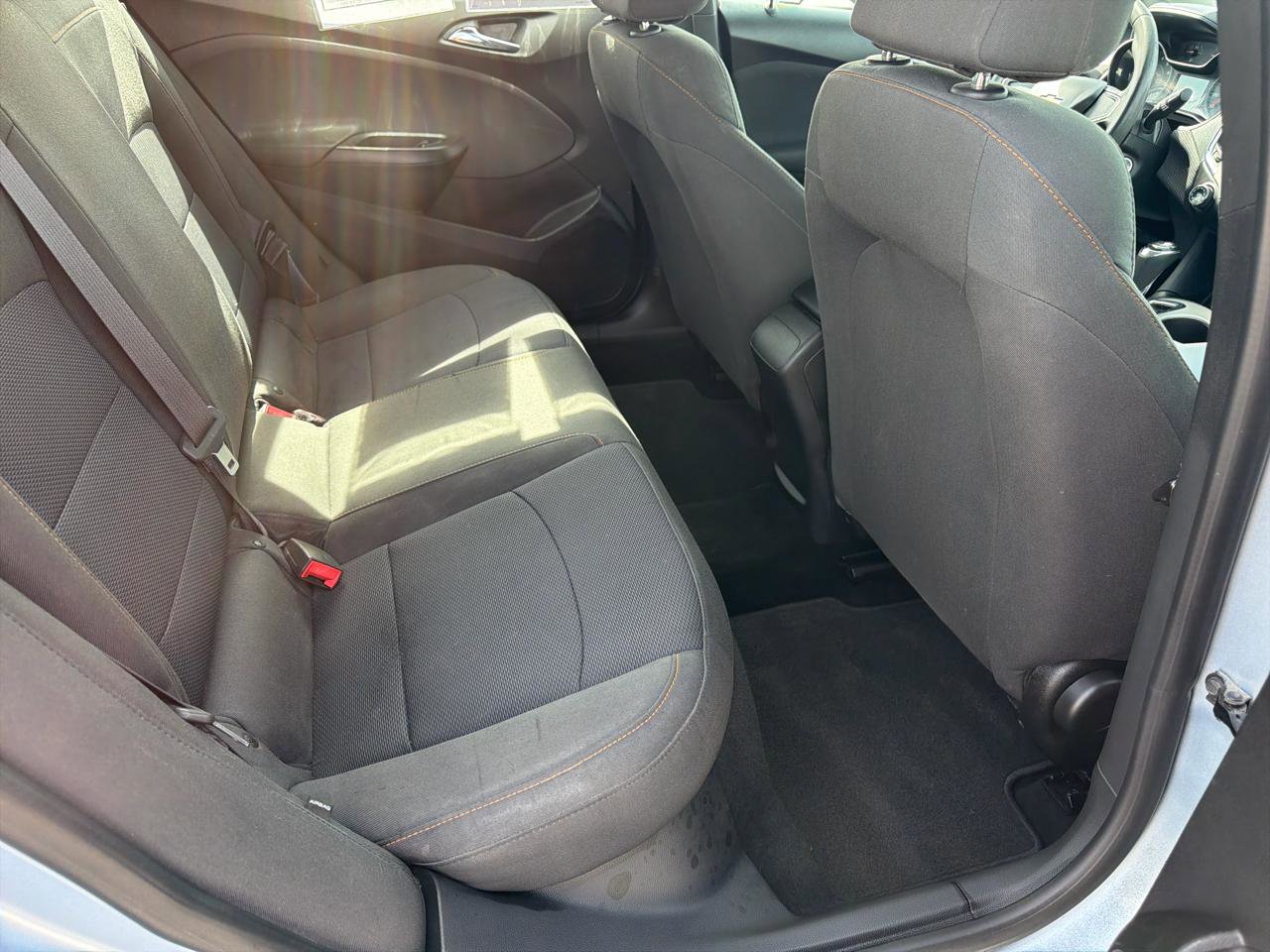 Used 2017 Chevrolet Cruze LS FWD image 15