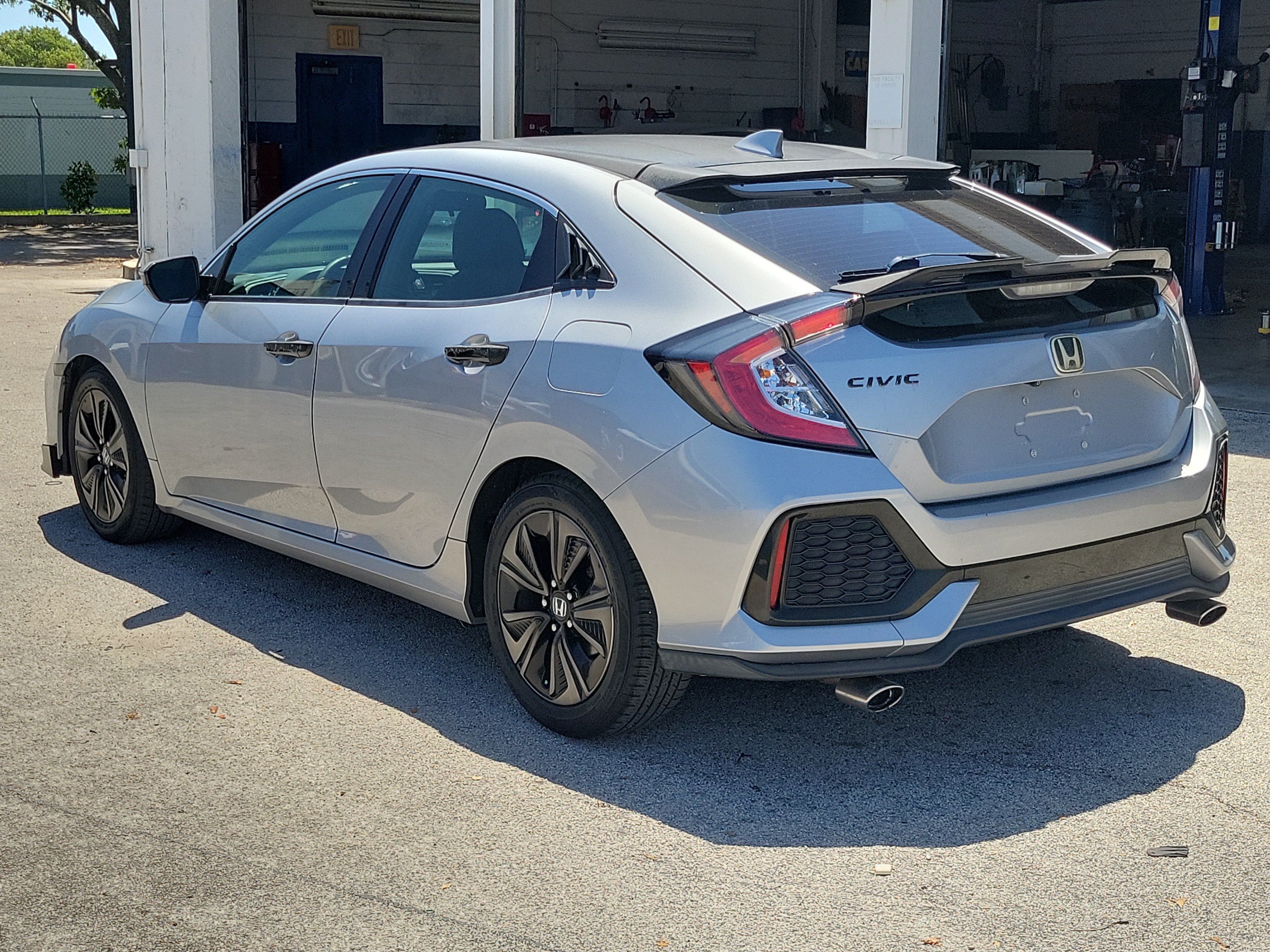 Used 2019 Honda Civic EX image 3