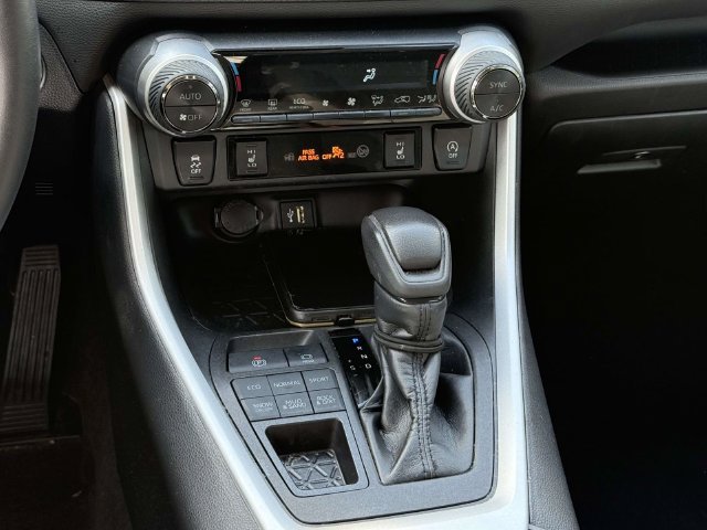 Used 2023 Toyota RAV4 XLE w/ Convenience Package AWD/4WD image 15