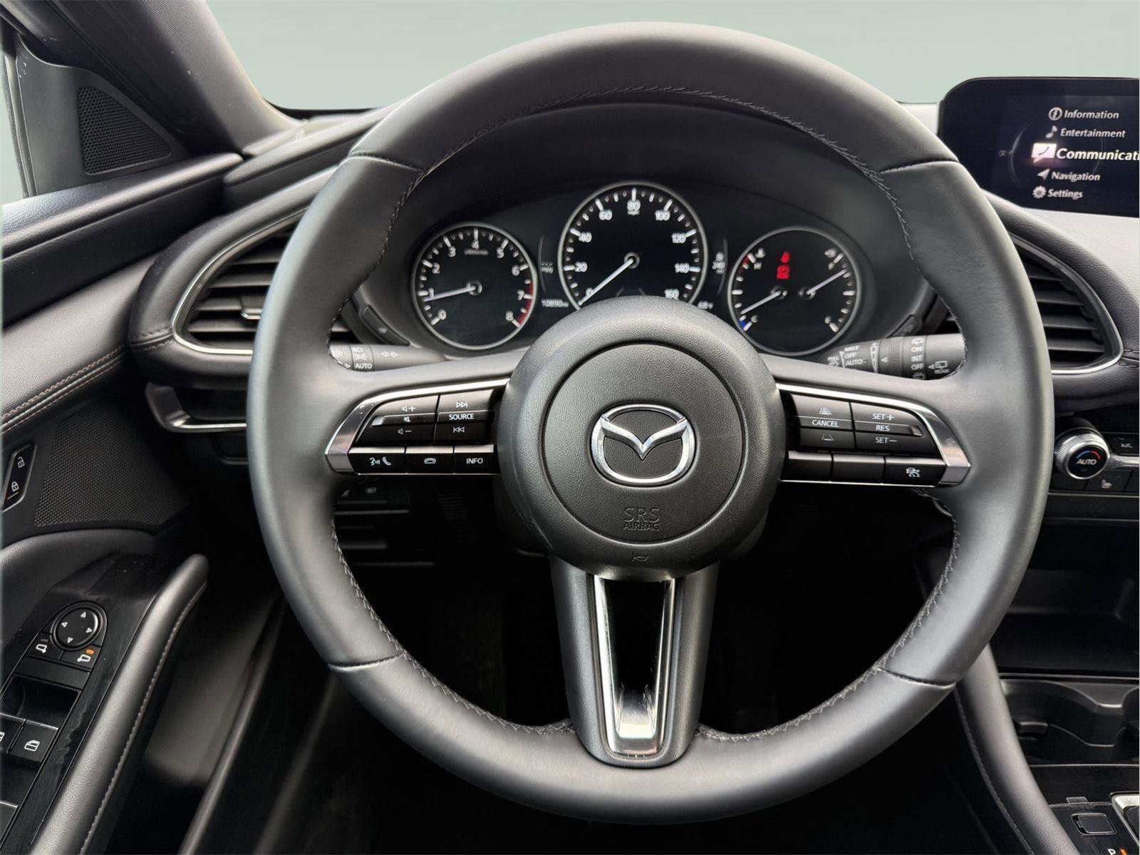 Used 2025 MAZDA MAZDA3 s FWD image 13
