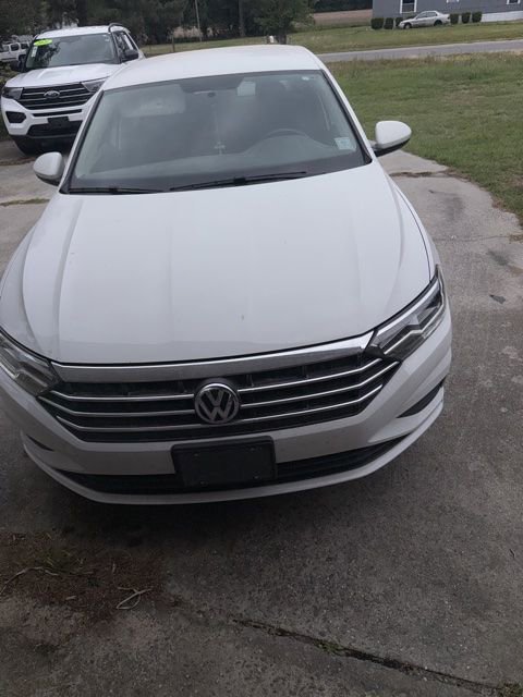 Used 2019 Volkswagen Jetta FWD image 1