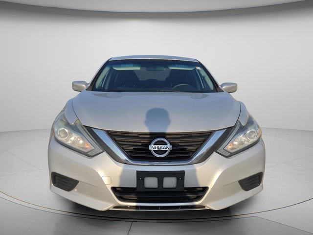 Used 2016 Nissan Altima 2.5 S w/ Power Driver Seat Package FWD image 4