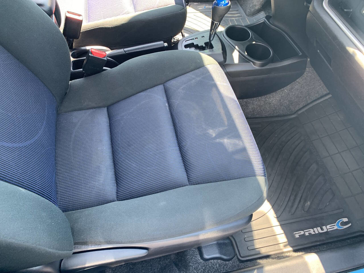 Used 2016 Toyota Prius C Two image 20