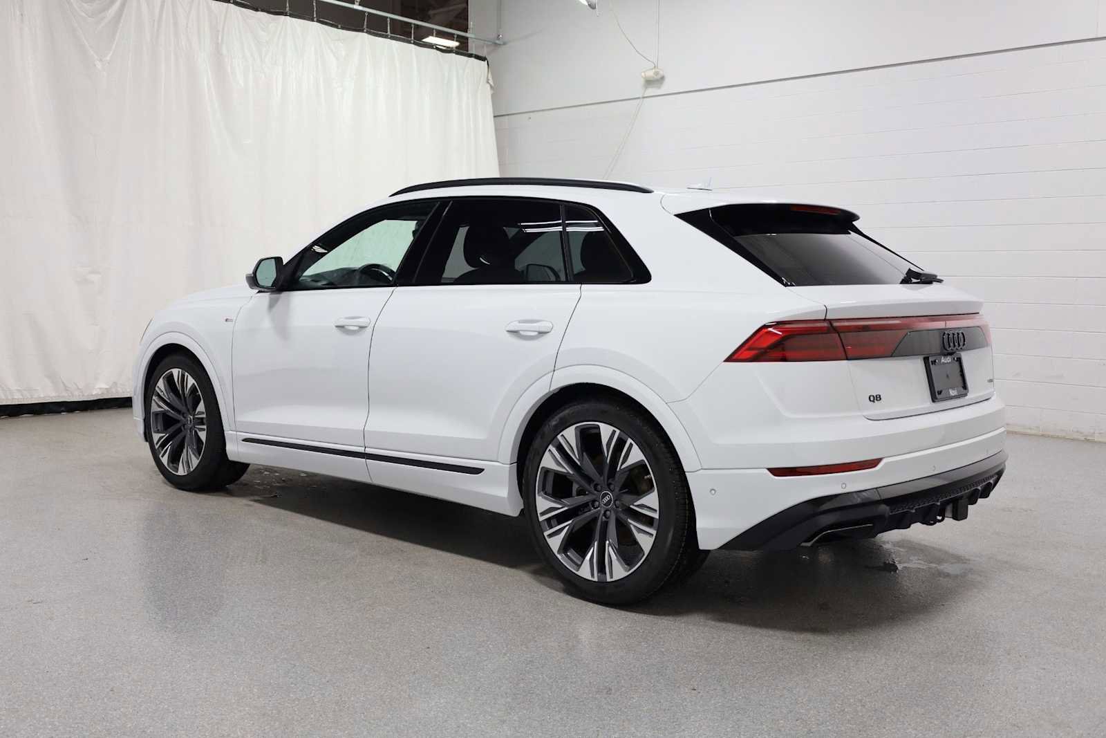 New 2026 Audi Q8 Premium Plus image 3