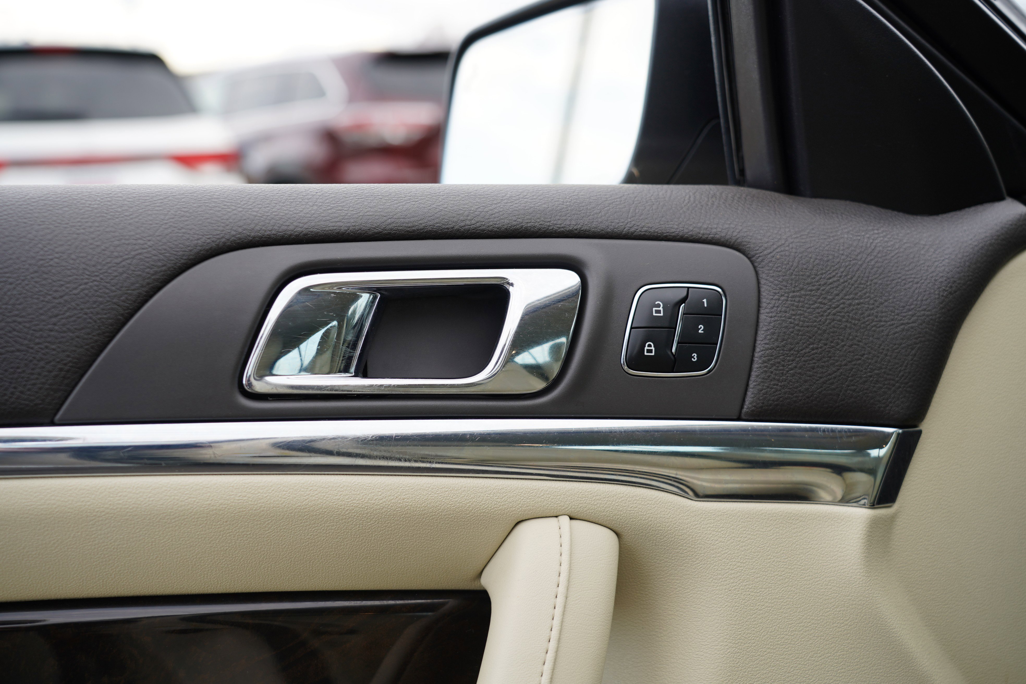 Used 2014 Lincoln MKS AWD w/ Equipment Group 101A image 20