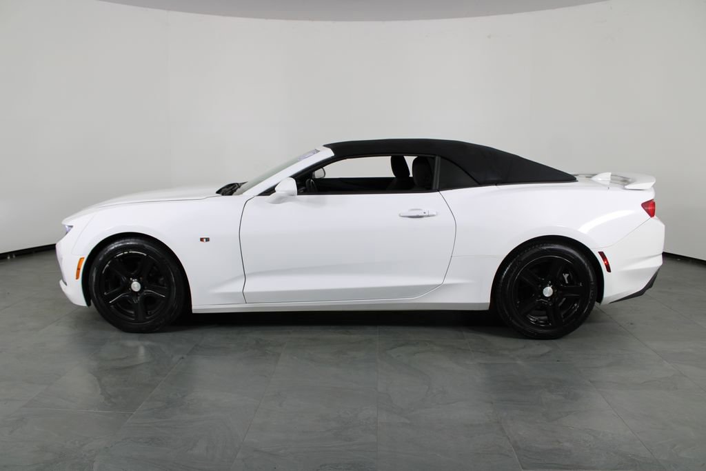 Used 2019 Chevrolet Camaro LT image 11