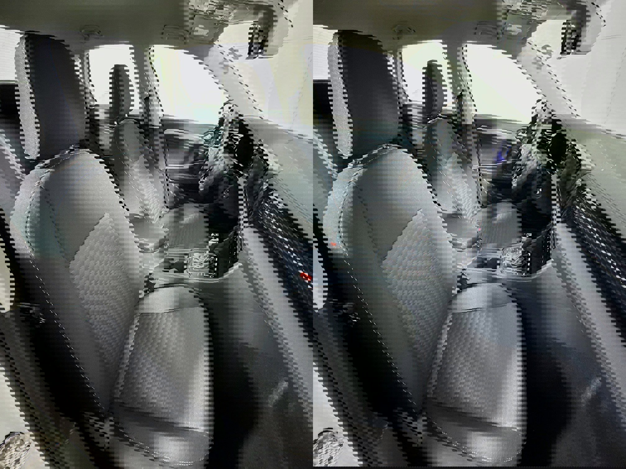 Used 2025 Volkswagen Jetta S image 25