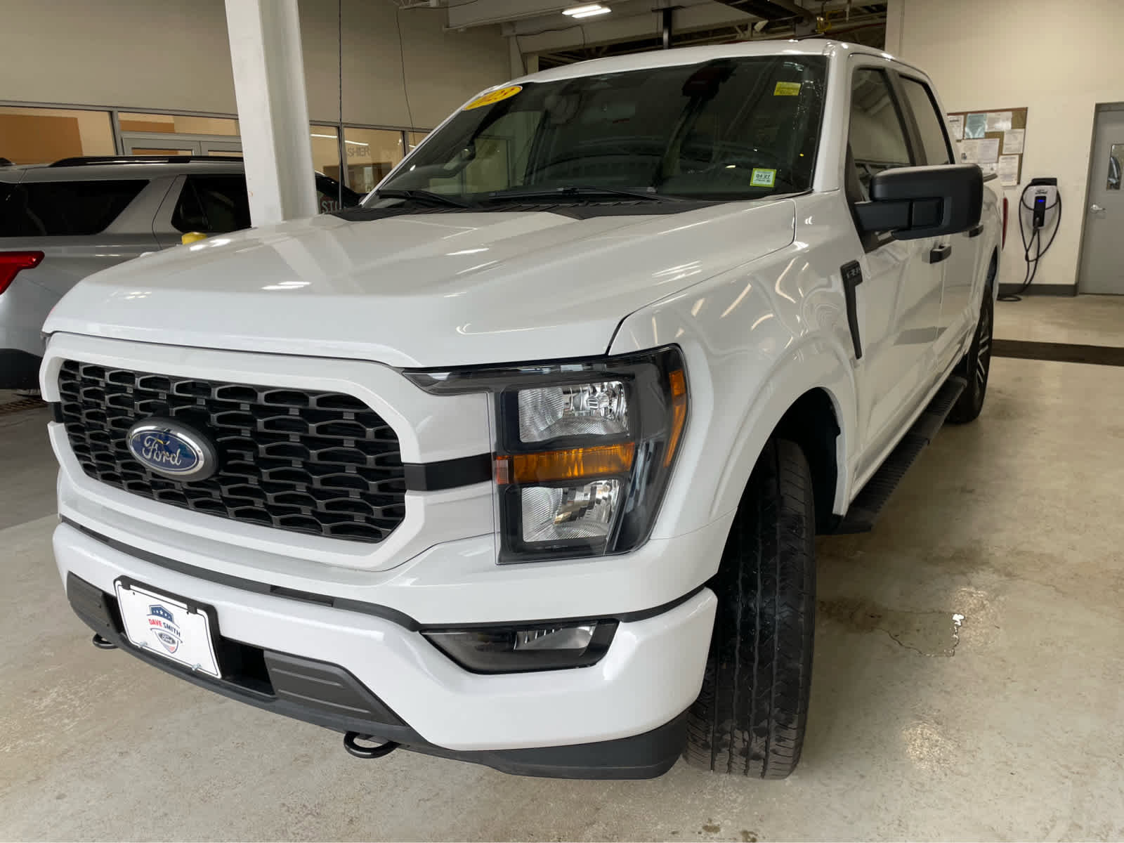Used 2023 Ford F150 XL w/ STX Appearance Package image 4