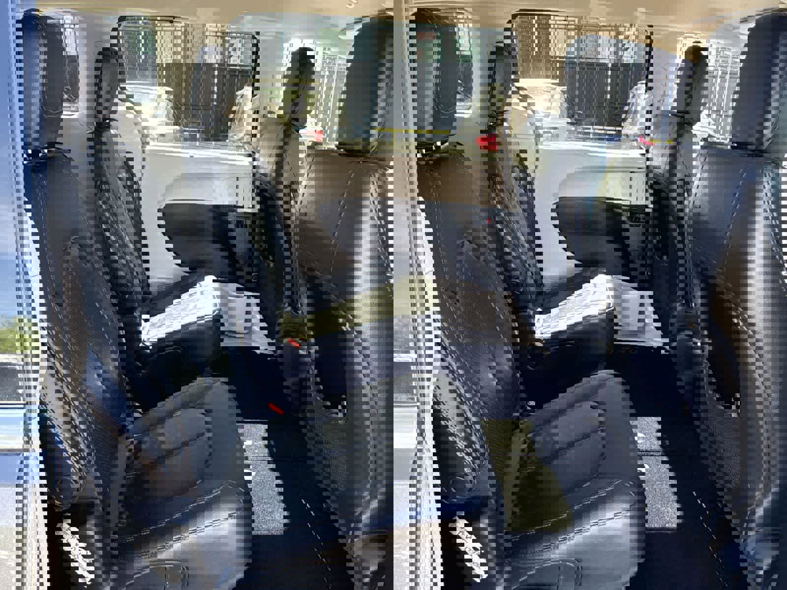 Used 2019 Chrysler Pacifica Touring-L image 24