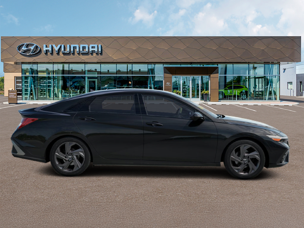 New 2026 Hyundai Elantra SEL Sport FWD image 7