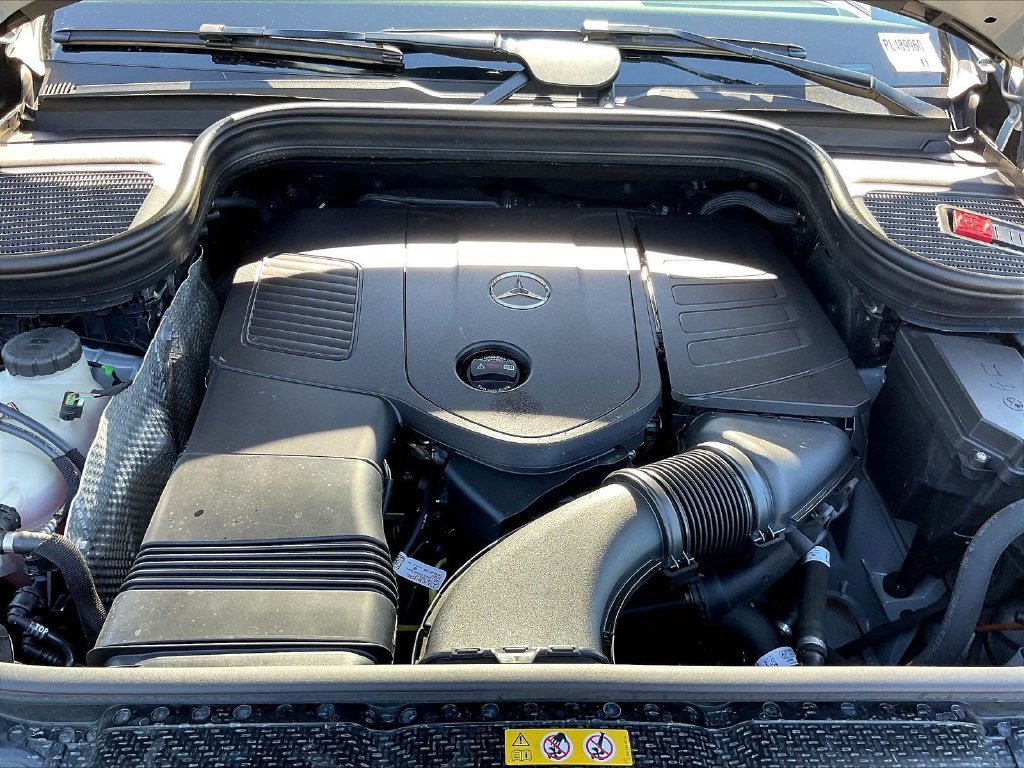 Certified 2025 Mercedes-Benz GLE 350 4MATIC image 31