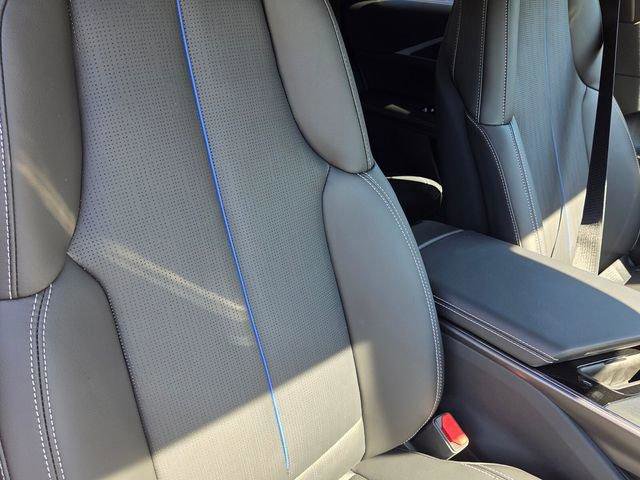 New 2026 Cadillac Lyriq Luxury image 18