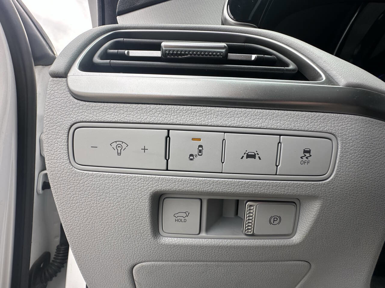 Used 2020 Hyundai Palisade SEL w/ Premium Package image 10