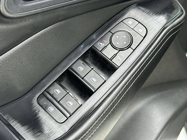 Used 2024 Nissan Rogue SV FWD image 17