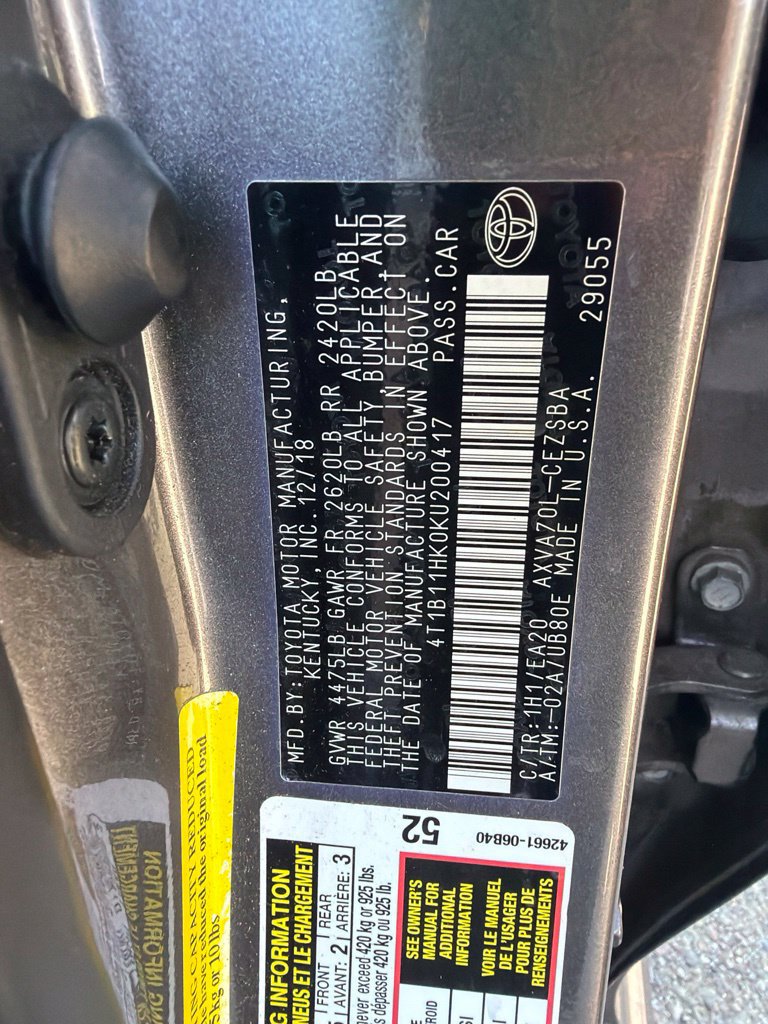 Used 2019 Toyota Camry SE w/ Convenience Package FWD image 11