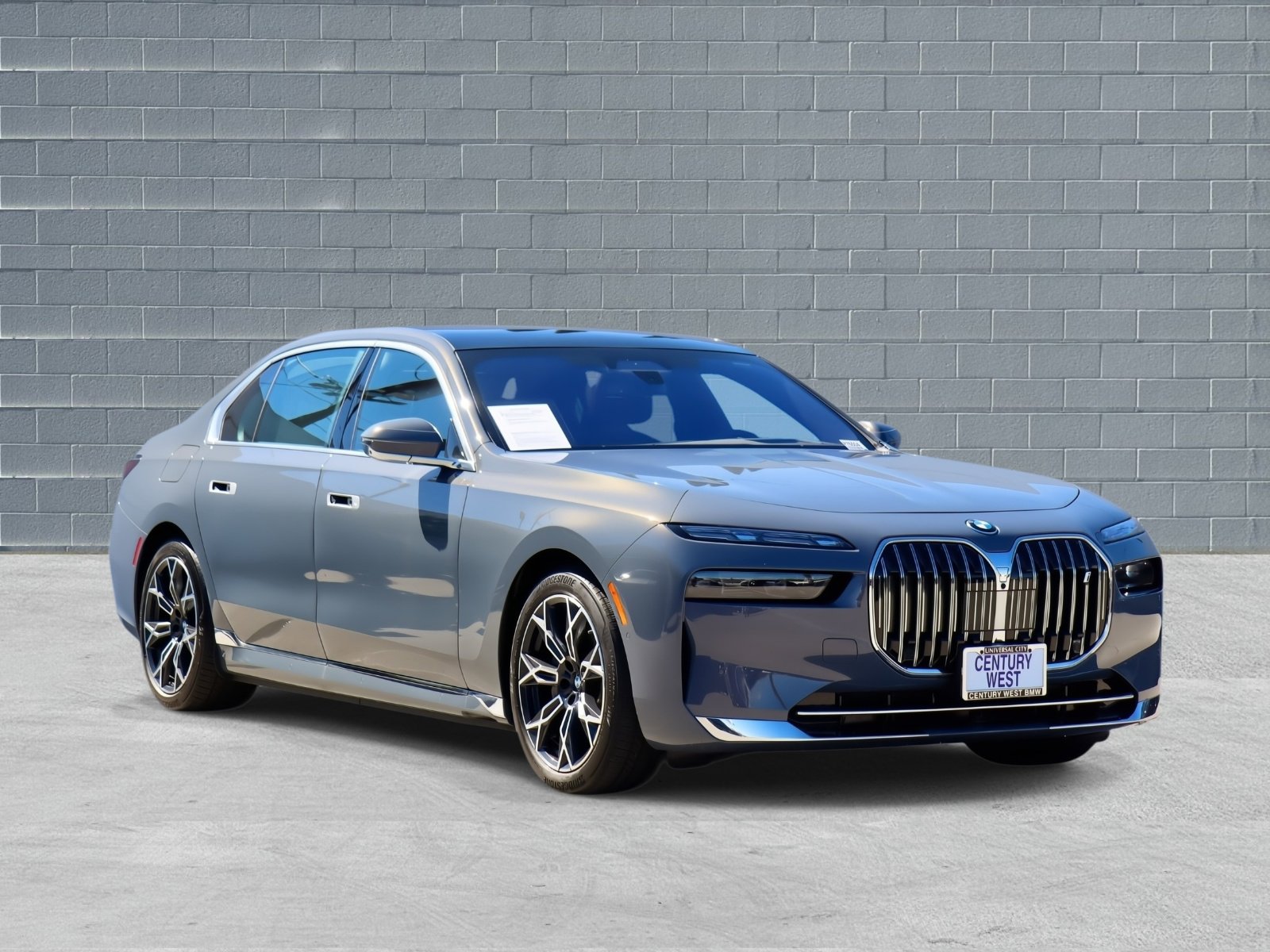 Used 2025 BMW i7 xDrive60