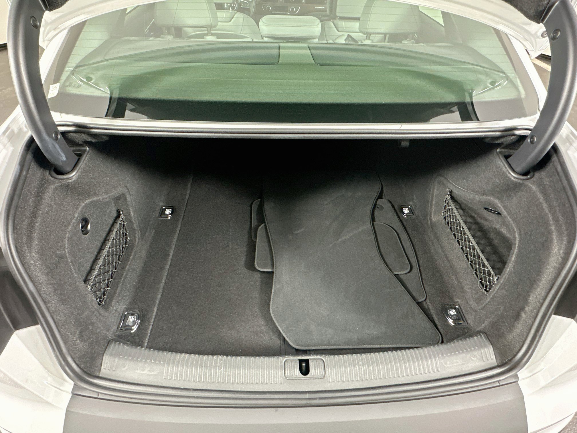 Used 2021 Audi A4 2.0T Premium w/ Convenience Package AWD/4WD image 29