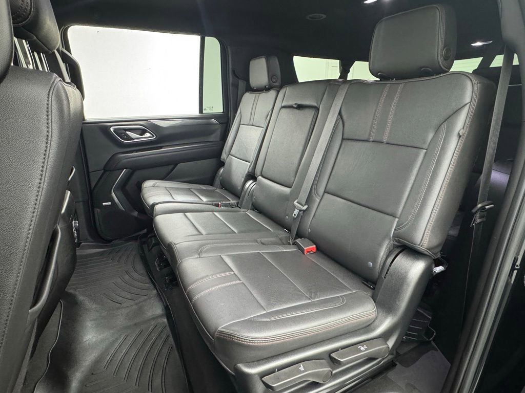 Used 2023 Chevrolet Suburban RST w/ Luxury Package image 45