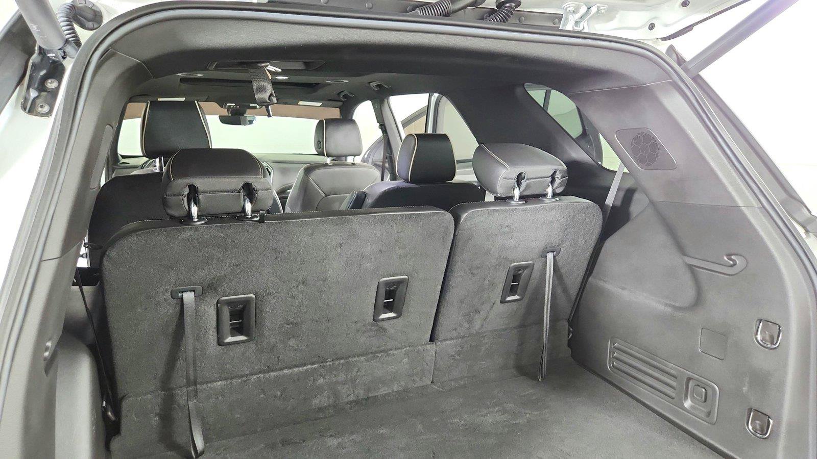 Used 2023 Chevrolet Traverse Premier w/ Redline Edition FWD image 27