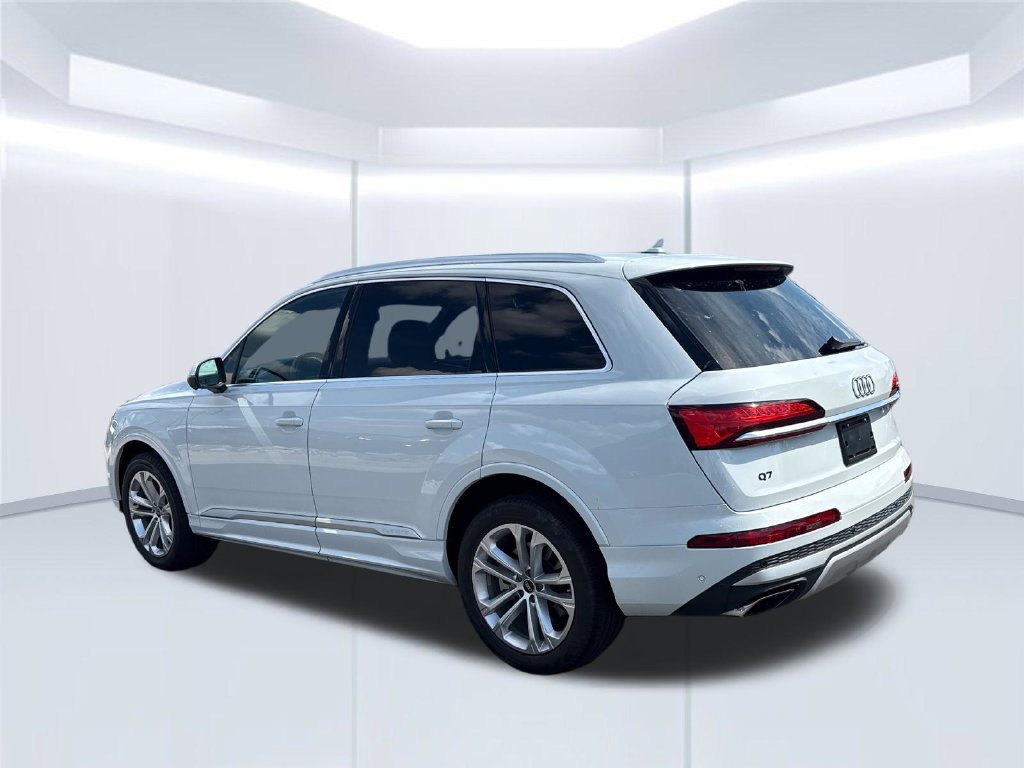 Used 2025 Audi Q7 3.0T Premium Plus AWD/4WD image 8