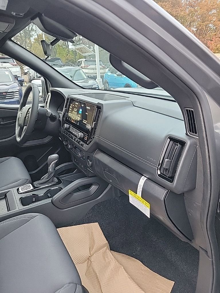 Used 2026 Nissan Frontier SV w/ All-Weather Content Package image 19
