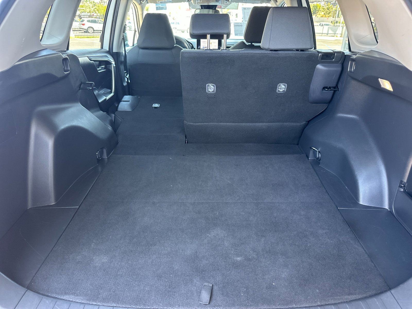 Used 2024 Toyota RAV4 XLE FWD image 14