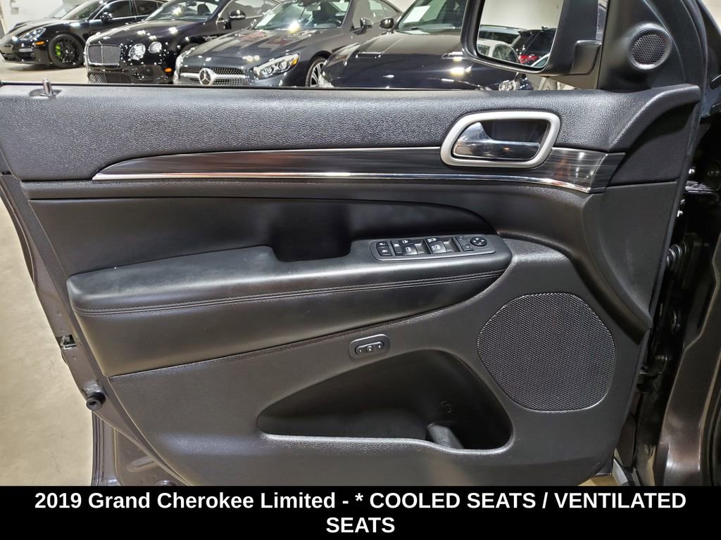 Used 2019 Jeep Grand Cherokee Limited w/ Luxury Group II RWD image 8