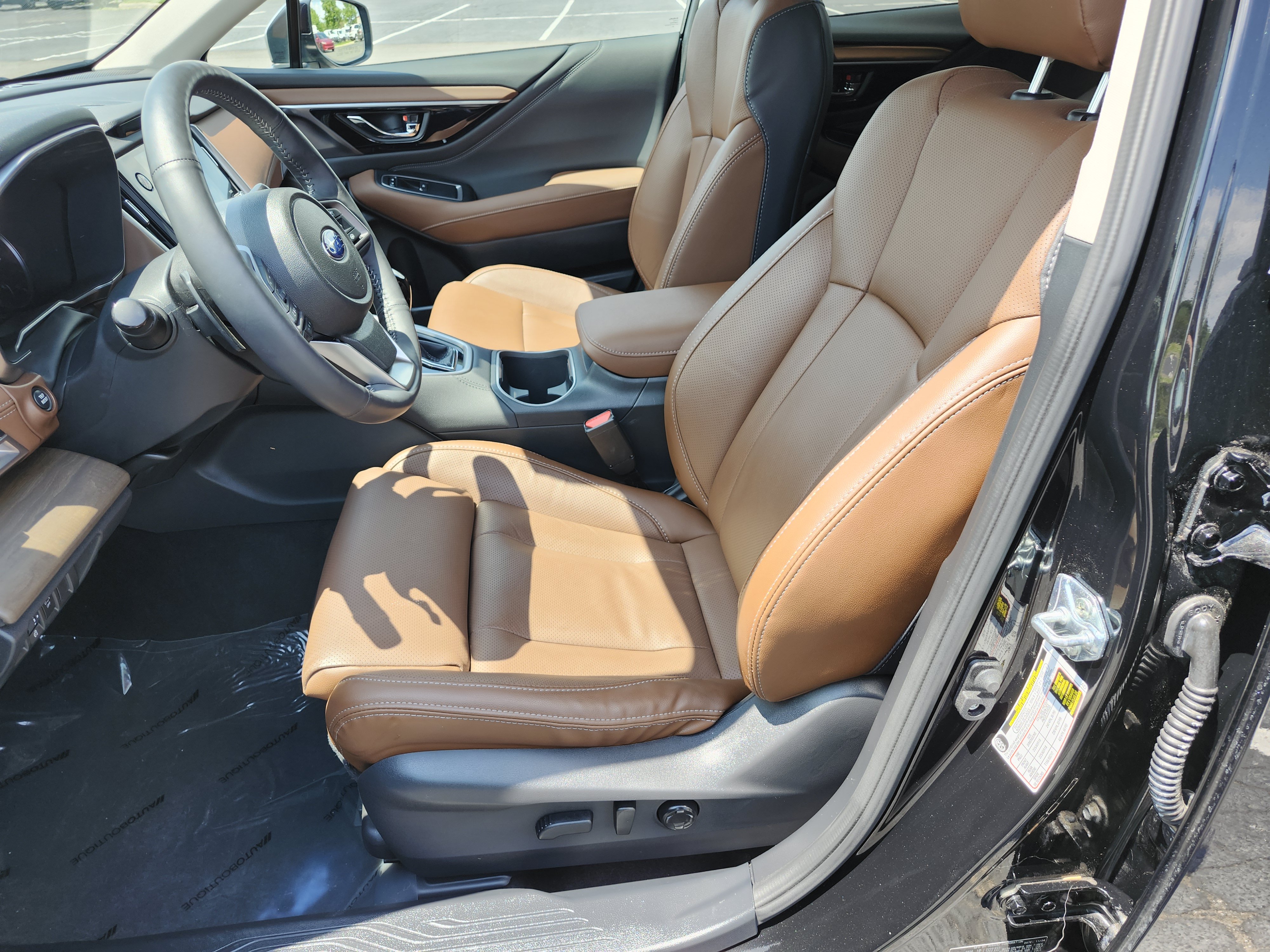 Used 2025 Subaru Outback Touring AWD/4WD image 28