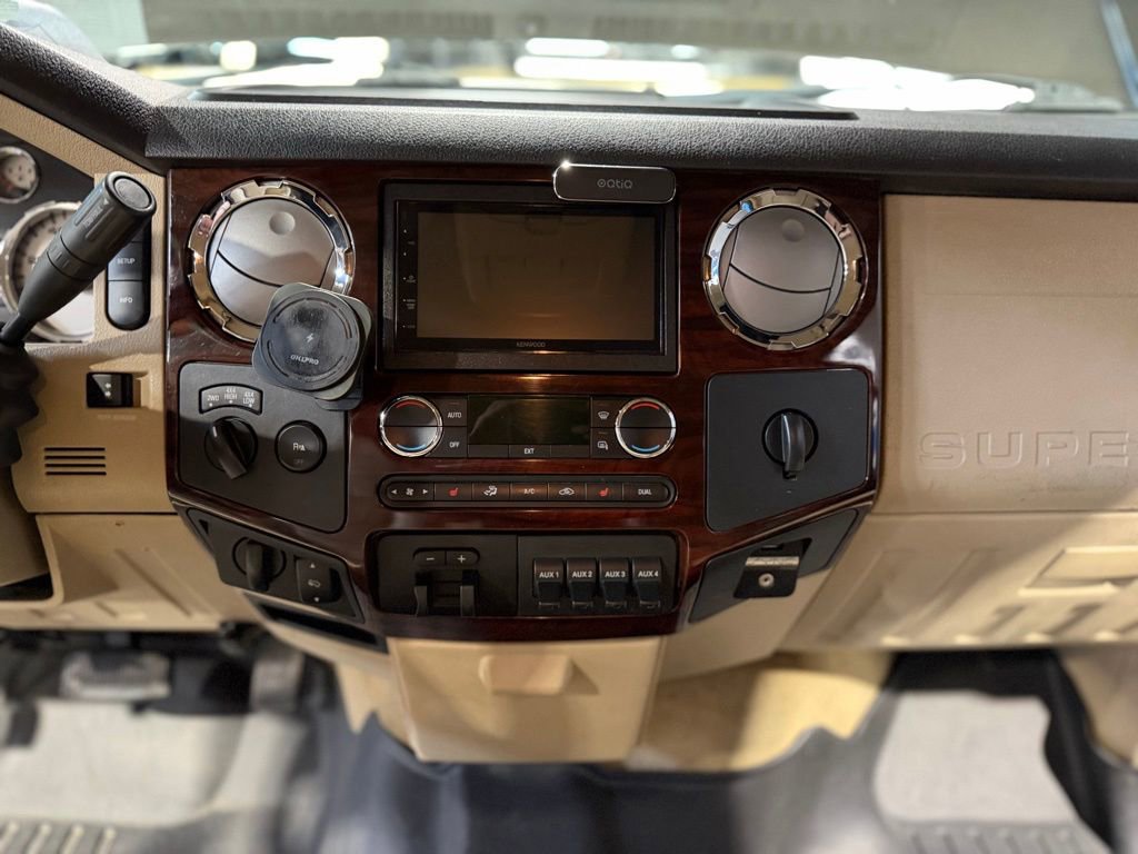 Used 2009 Ford F250 Lariat AWD/4WD image 16
