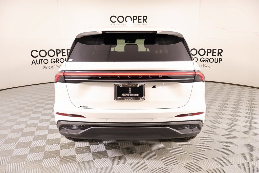 New 2026 Lincoln Nautilus Premier w/ Jet Appearance Package AWD/4WD image 22