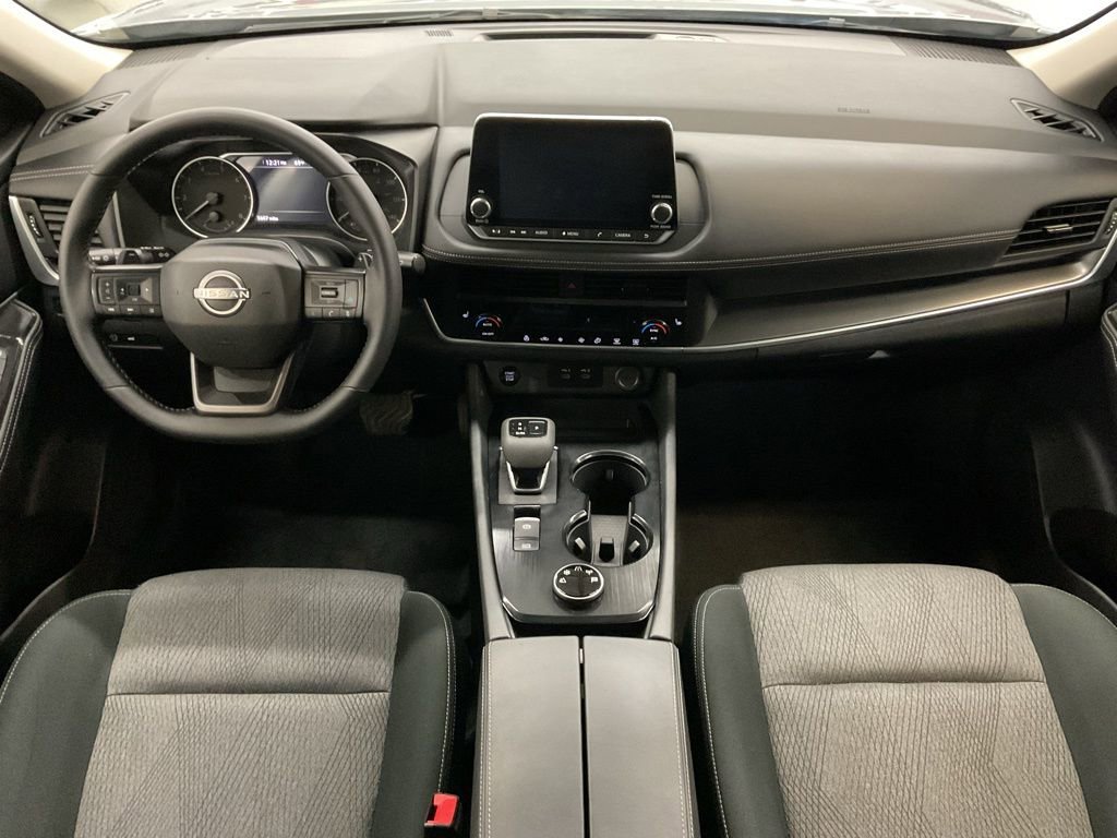 Used 2026 Nissan Rogue SV w/ Cold Weather Package image 16