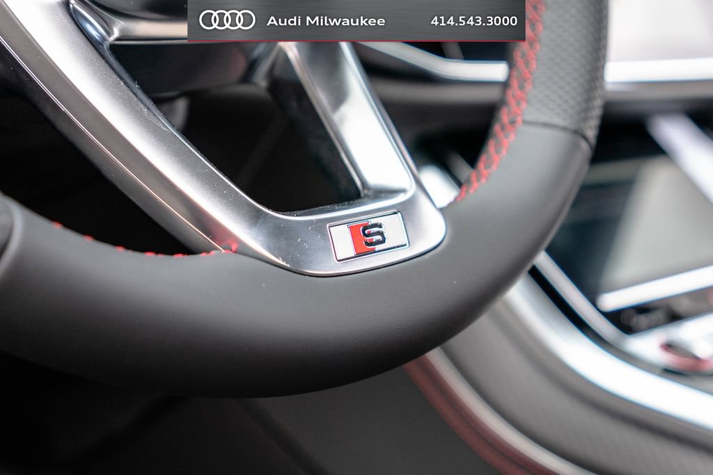 New 2026 Audi SQ7 Prestige AWD/4WD image 16