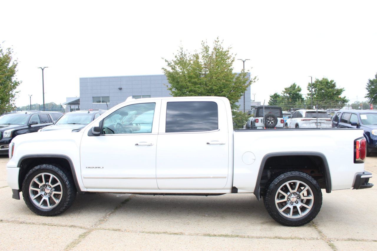 Used 2016 GMC Sierra 1500 Denali w/ Enhanced Driver Alert Package image 3