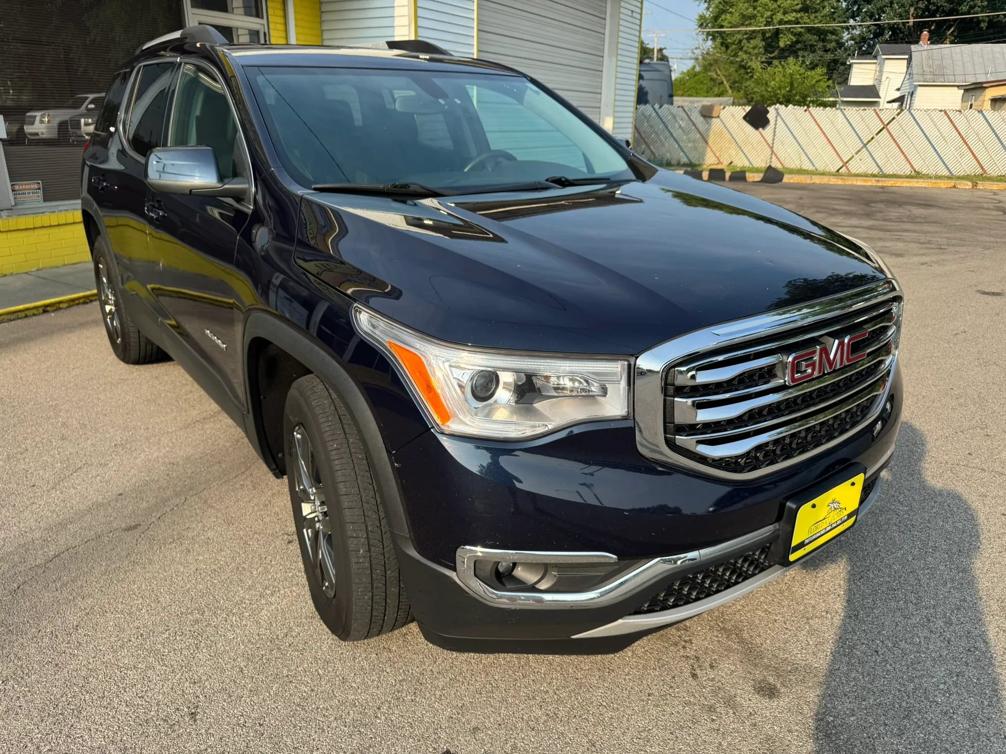 Used 2017 GMC Acadia SLT FWD image 12