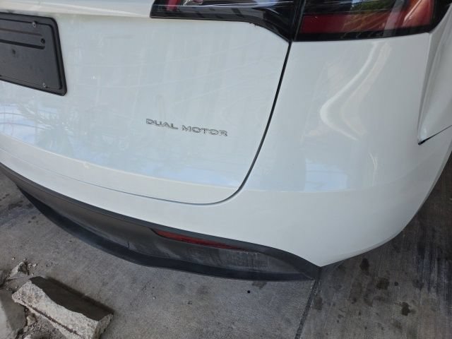 Used 2023 Tesla Model Y Long Range AWD/4WD image 6