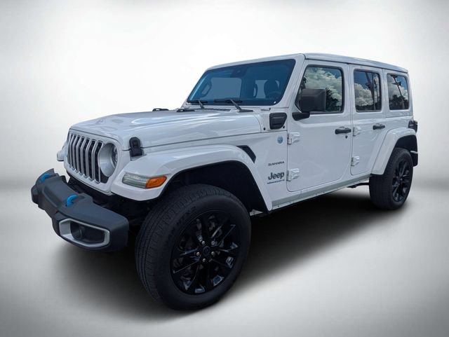 Used 2024 Jeep Wrangler Unlimited Sahara w/ Safety Group AWD/4WD image 8