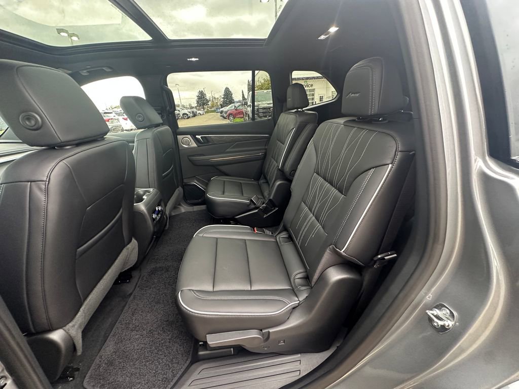 New 2026 Buick Enclave Avenir image 23