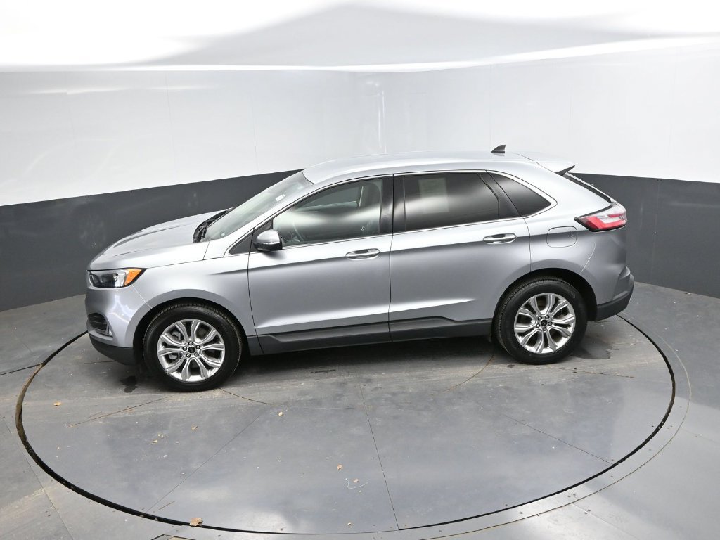 Used 2024 Ford Edge Titanium AWD/4WD image 24