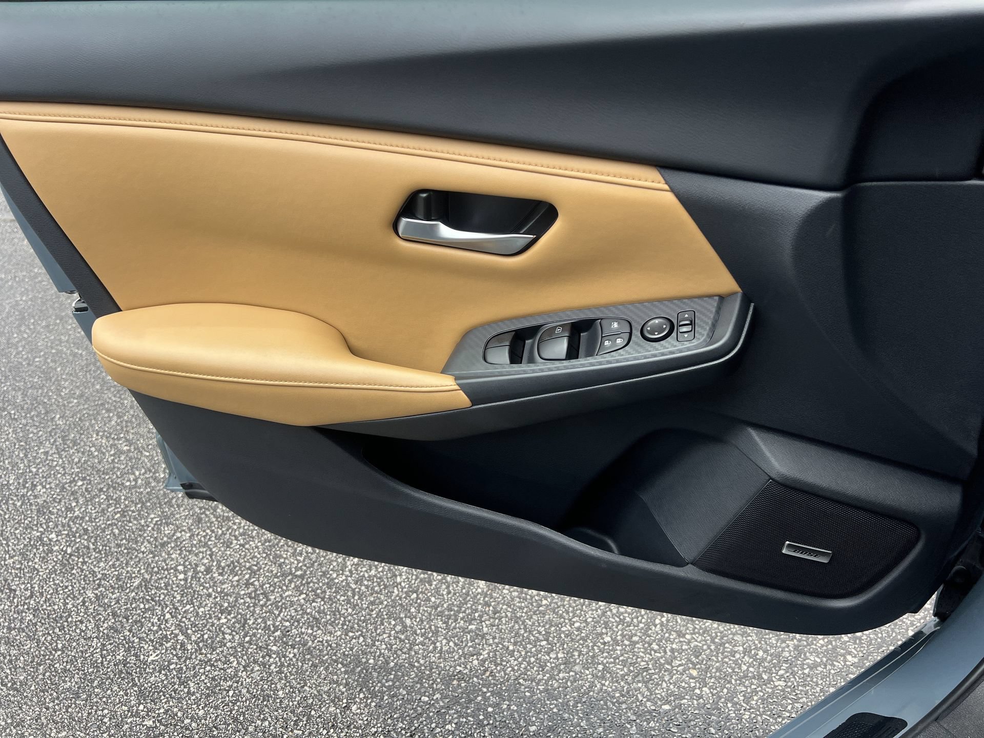 New 2025 Nissan Sentra SV w/ SV Premium Package FWD image 16