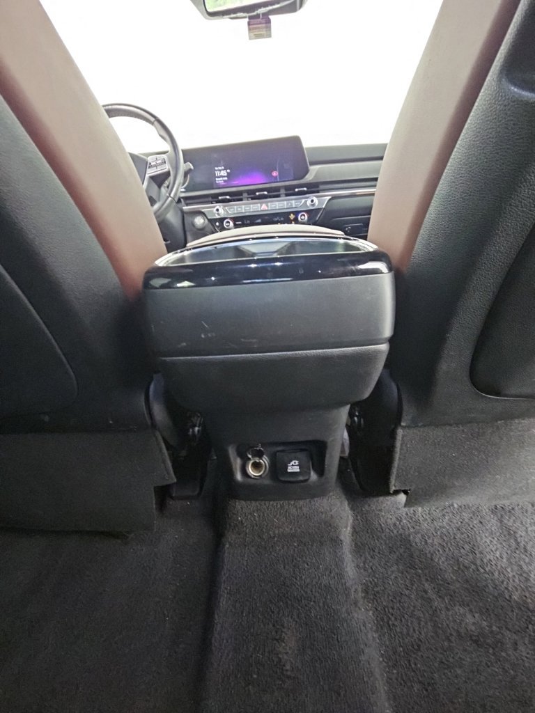 Used 2023 Kia Telluride SX Prestige AWD/4WD image 22